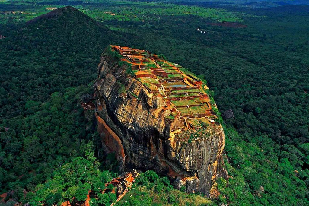 Must-Visit Destinations in Sri Lanka
